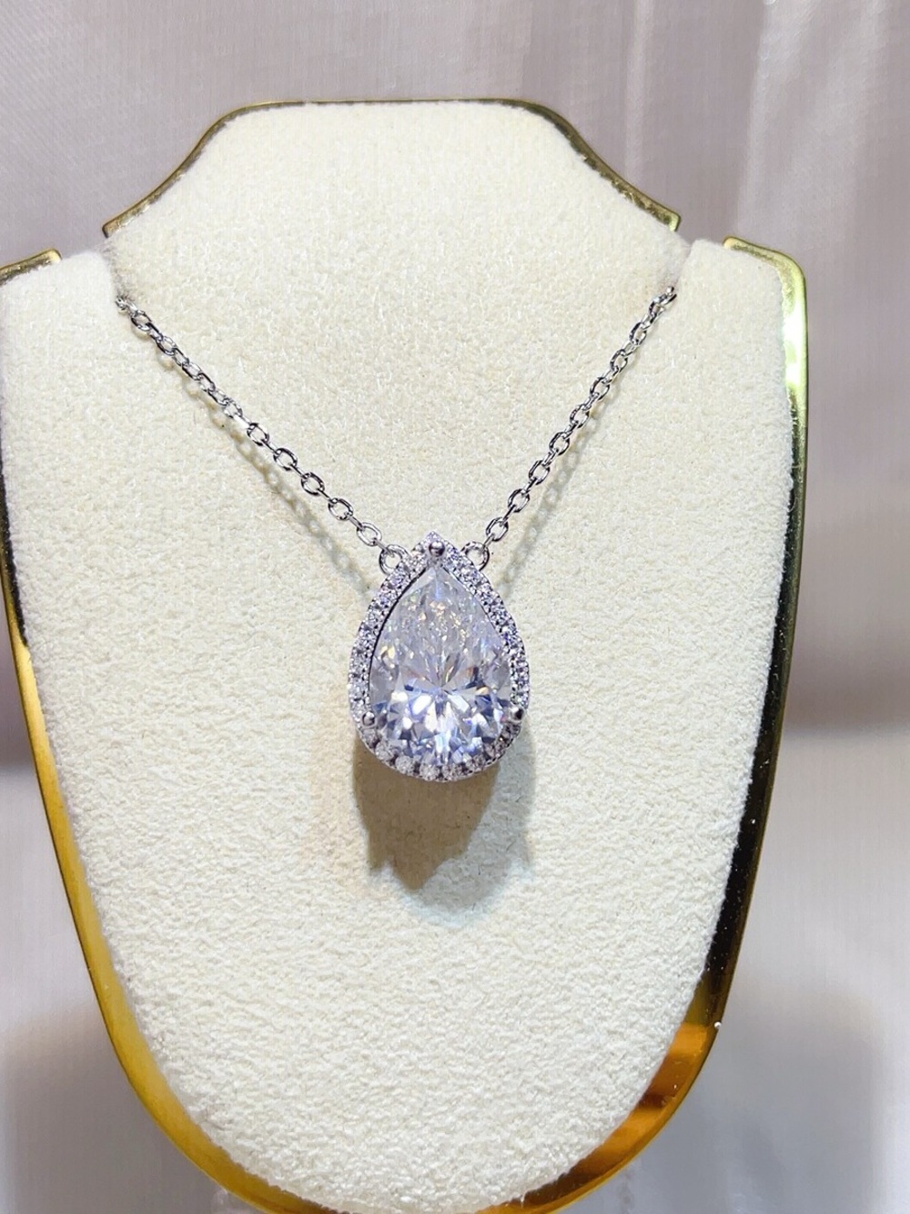 5CT Pear Moissanite Halo Pendant Necklace 925 Sterling Silver Bridal Certificate